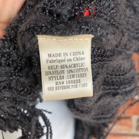 Very J charcoal gray long sleeve sweater size medium - Picture 6 of 7